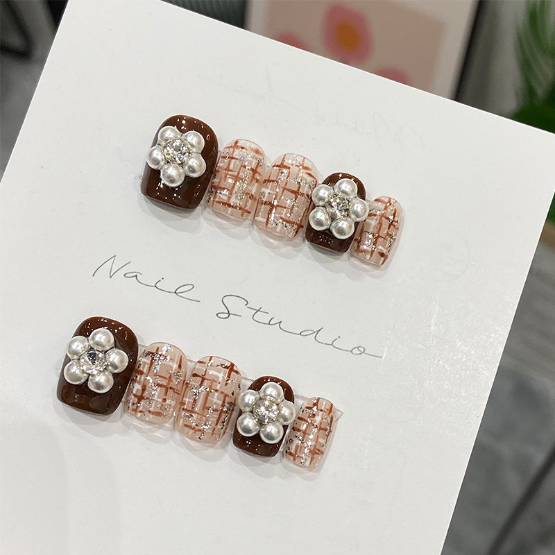 Elegant Autumn/Winter Bride Nail Patch | Ready-to-Wear Finished Manicure