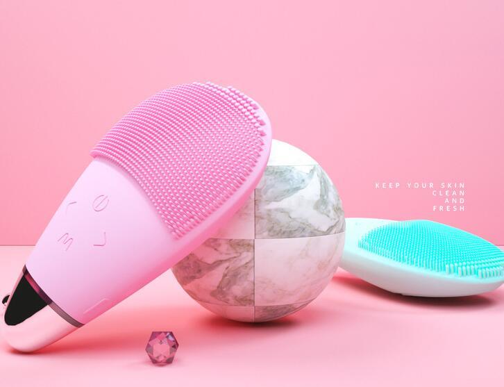 Electric Facial Cleansing Brush | Sonic Vibration Deep Pore Cleanser